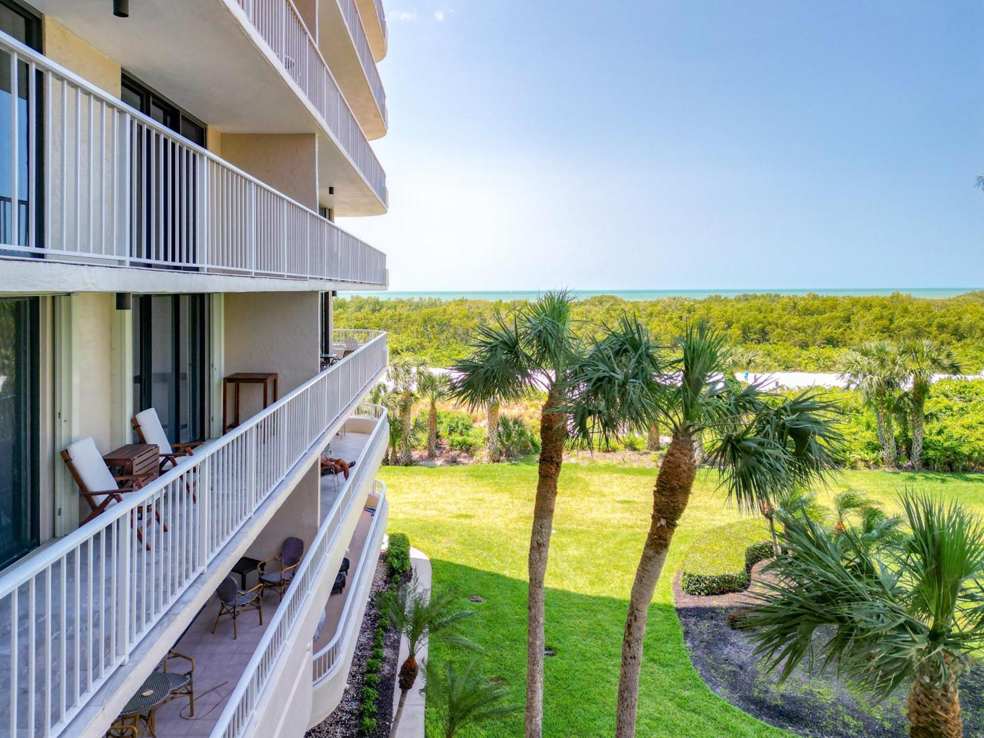 Beach Front Condo In Paradise Marco Island Exterior photo