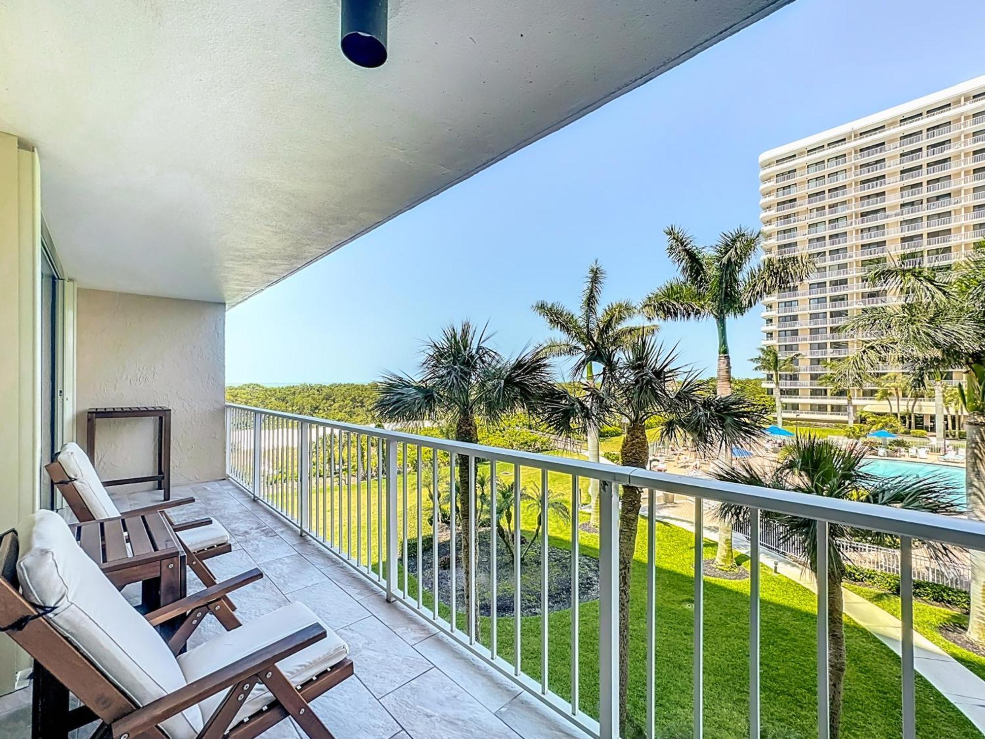 Beach Front Condo In Paradise Marco Island Exterior photo